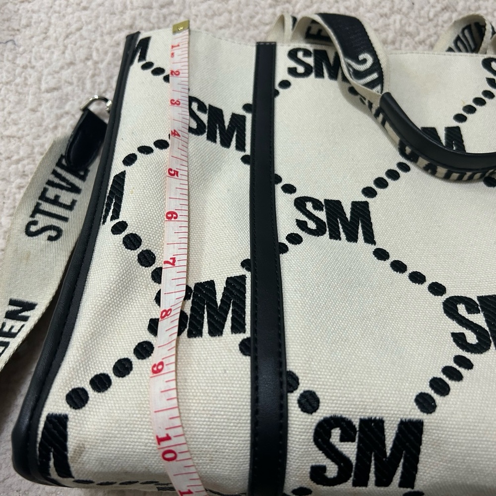 Steve Madden Black and Cream Logo Tote - Picture 6 of 10